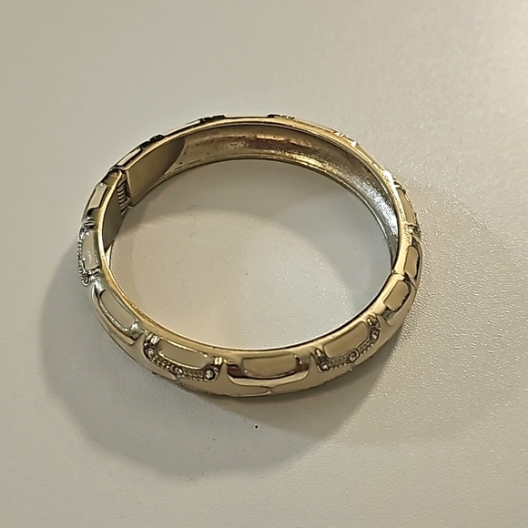 Vintage Gold Tone Enamel & Rhinestone Cuff Clamper Bracelet. - Picture 4 of 8